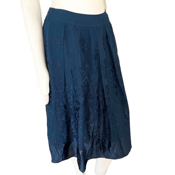NEW COLDWATER CREEK Jacquard Midi Skirt in Lapis Blue Silk blend SZ 6 - Picture 4 of 10